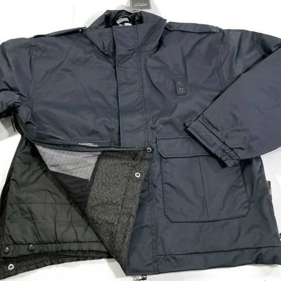 Helly Hansen Man Jacket - Picture 4 of 5